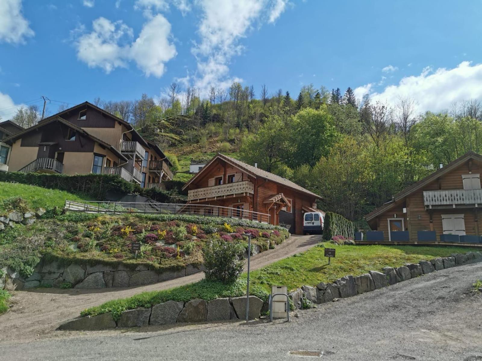 Le Chalet Du Pere Michel, Jacuzzi, Sauna, Jardin La Bresse Exterior photo